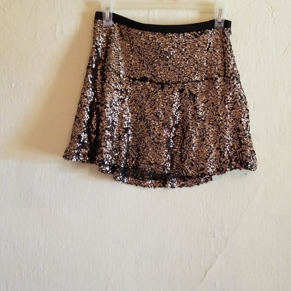 Express sequin skirt